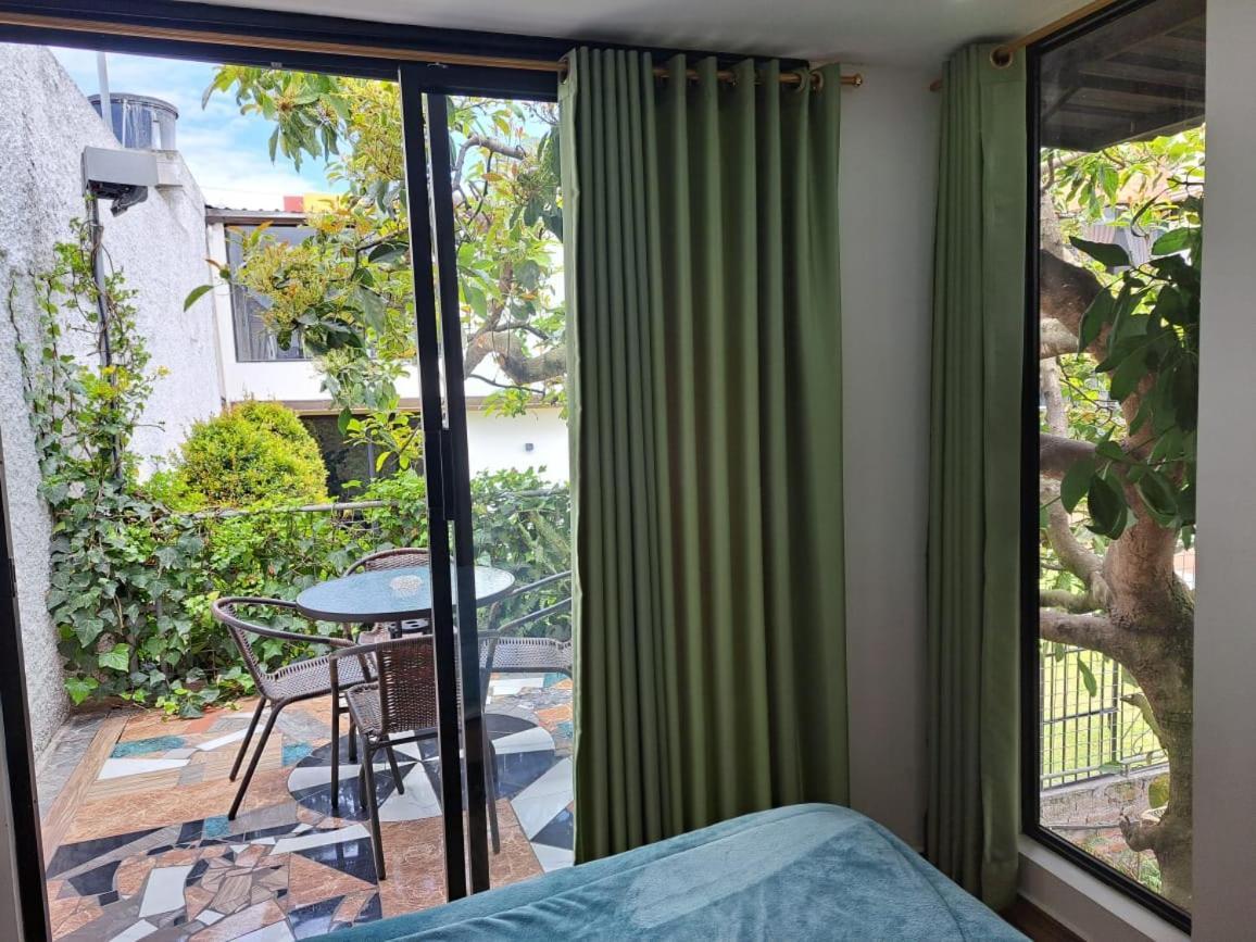 Jardines Ambato Otel Dış mekan fotoğraf
